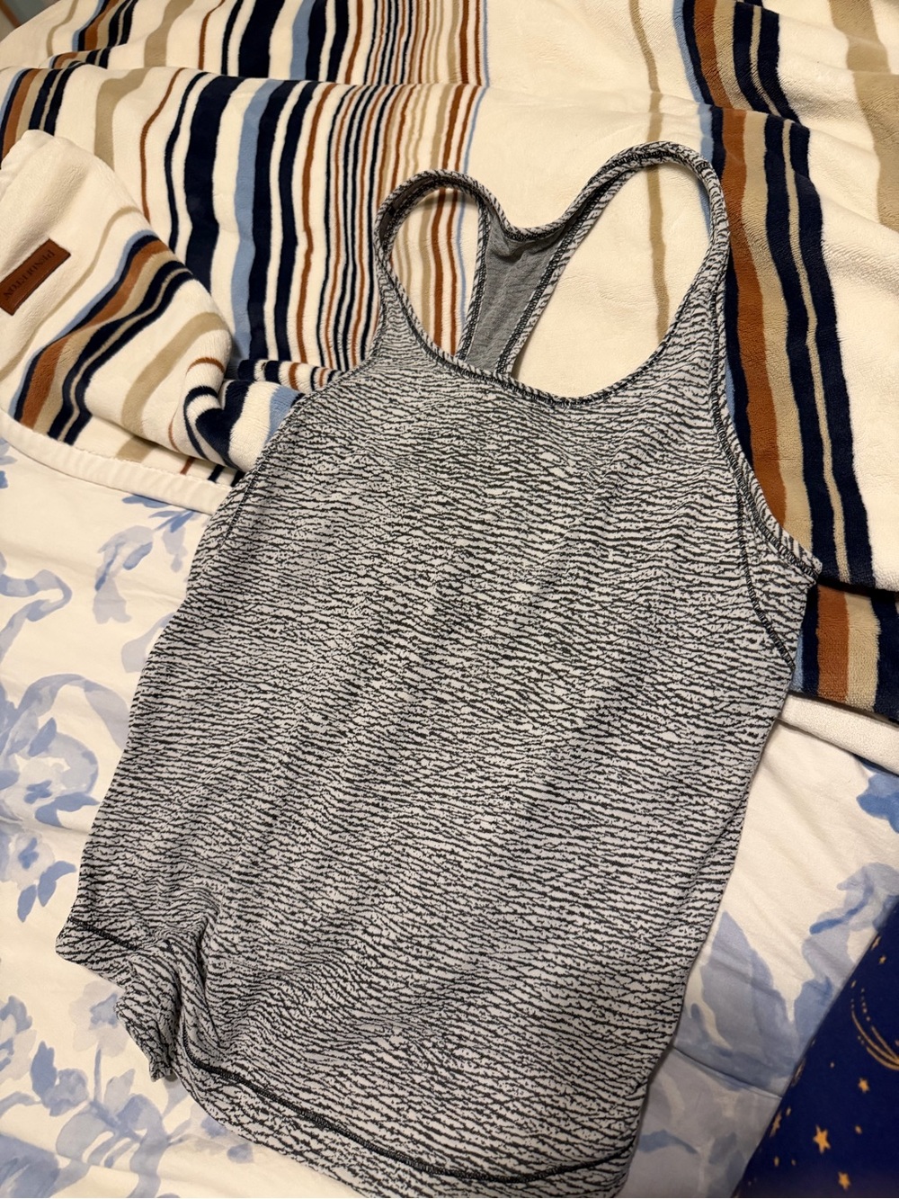 Lululemon Cool Racerback Tank Top Black & White